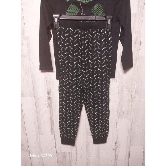 Xbox Boys 7-8 Pajama Set - Picture 10 of 13